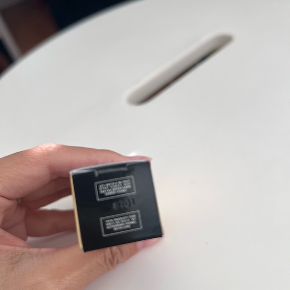 Chanel Rouge Allure Luminous Intense Lip Colour - Alter Ego 209 - Picture 2 of 7